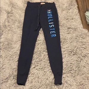 hollister logo joggers